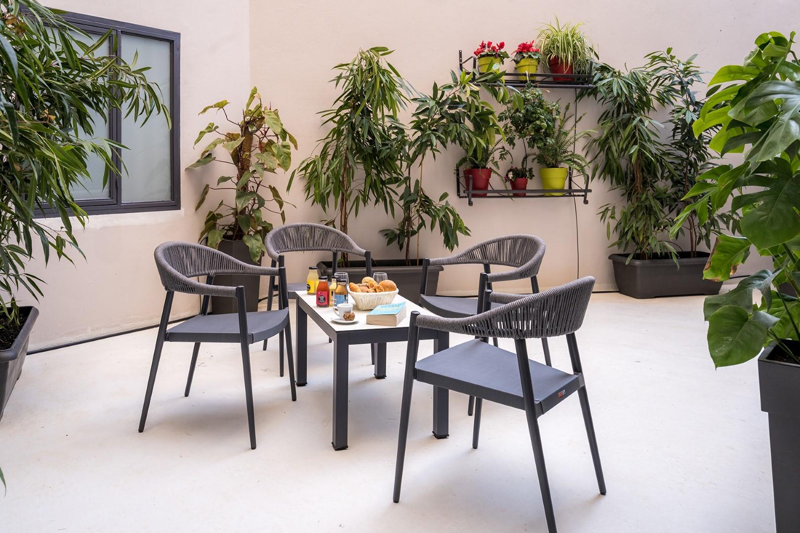 Urban Nest - Suites & Apartments Athens Ngoại thất bức ảnh