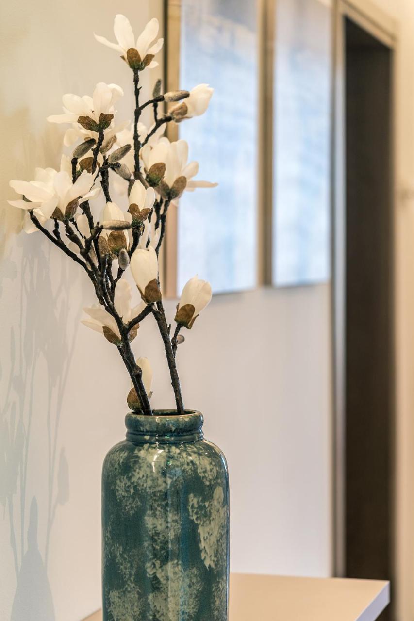 Urban Nest - Suites & Apartments Athens Ngoại thất bức ảnh